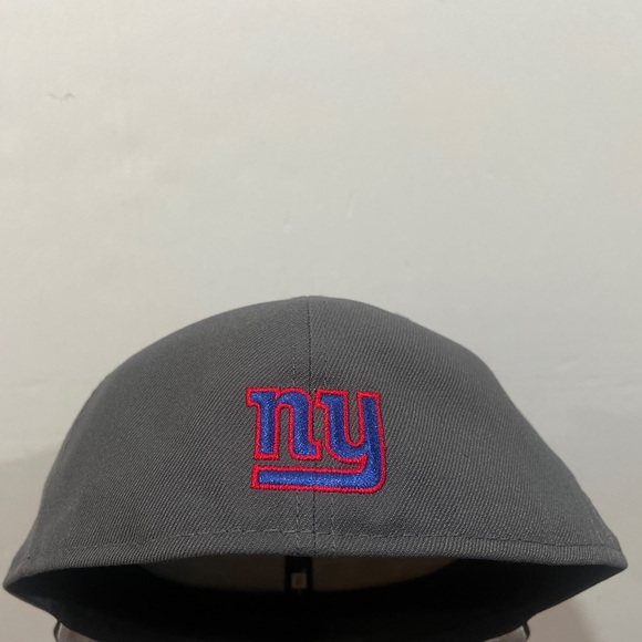 New Era, 59Fifty Fitted Hat, New York Giants, Grey, Black, Blue & Red - Picture 7 of 11